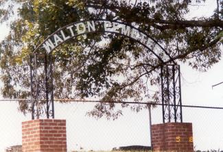 Walton Cemetery entrance