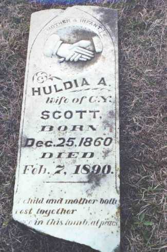 Huldie Scott tombstone