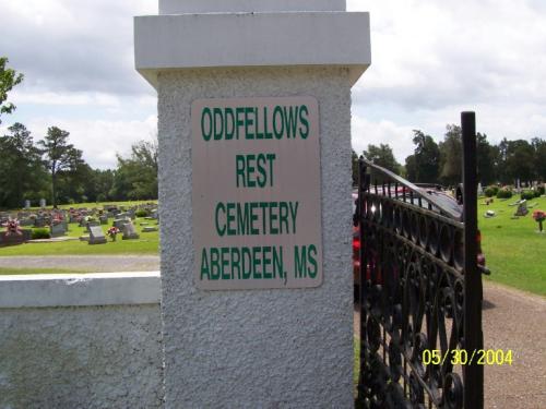 Odd Fellows Rest Cemetery gate photo