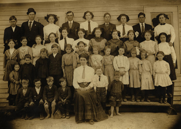 Wellls Chapel School - 1908