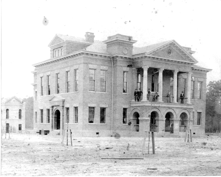 Perry County Courthouse